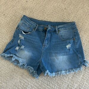 Amazon Jean Shorts L
